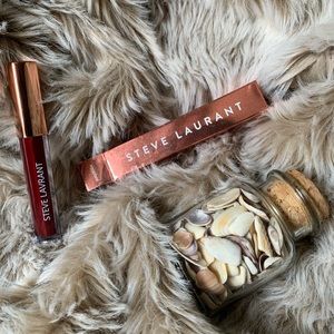 Steve Laurant Lip Gloss in Eggplant